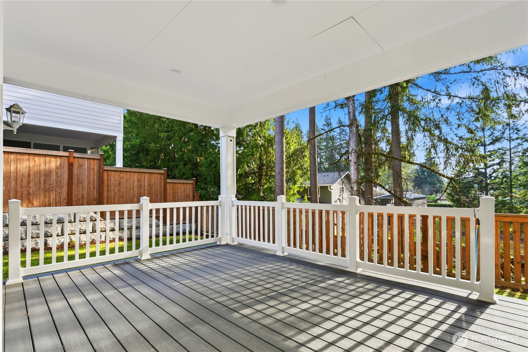 6563 SE 8th Place , Renton, WA 98059