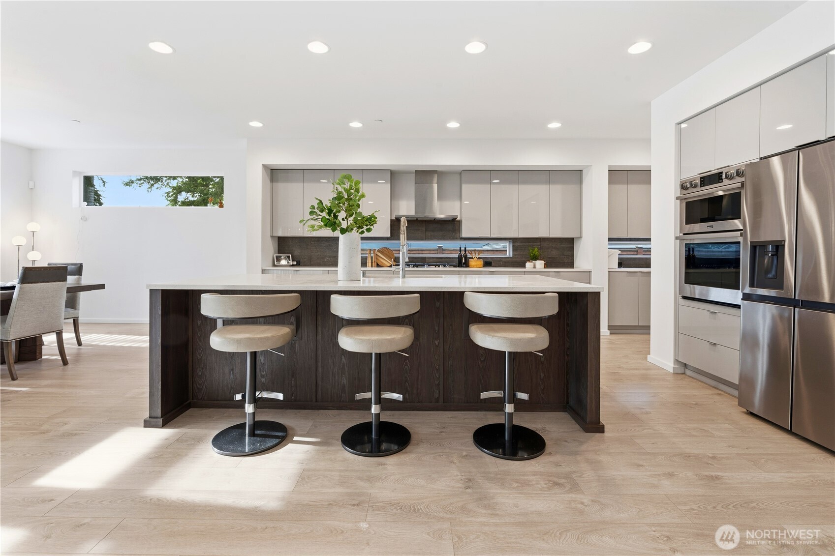 6563 SE 8th Place , Renton, WA 98059