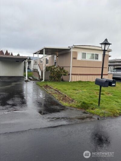 1137 Spruce Drive , Enumclaw, WA 98022 - Photo 2