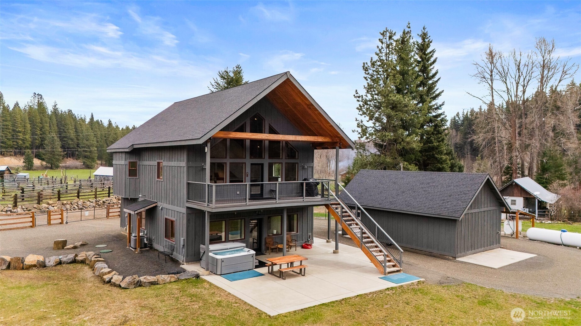 161 Middle Fork Lane , Cle Elum, WA 98922