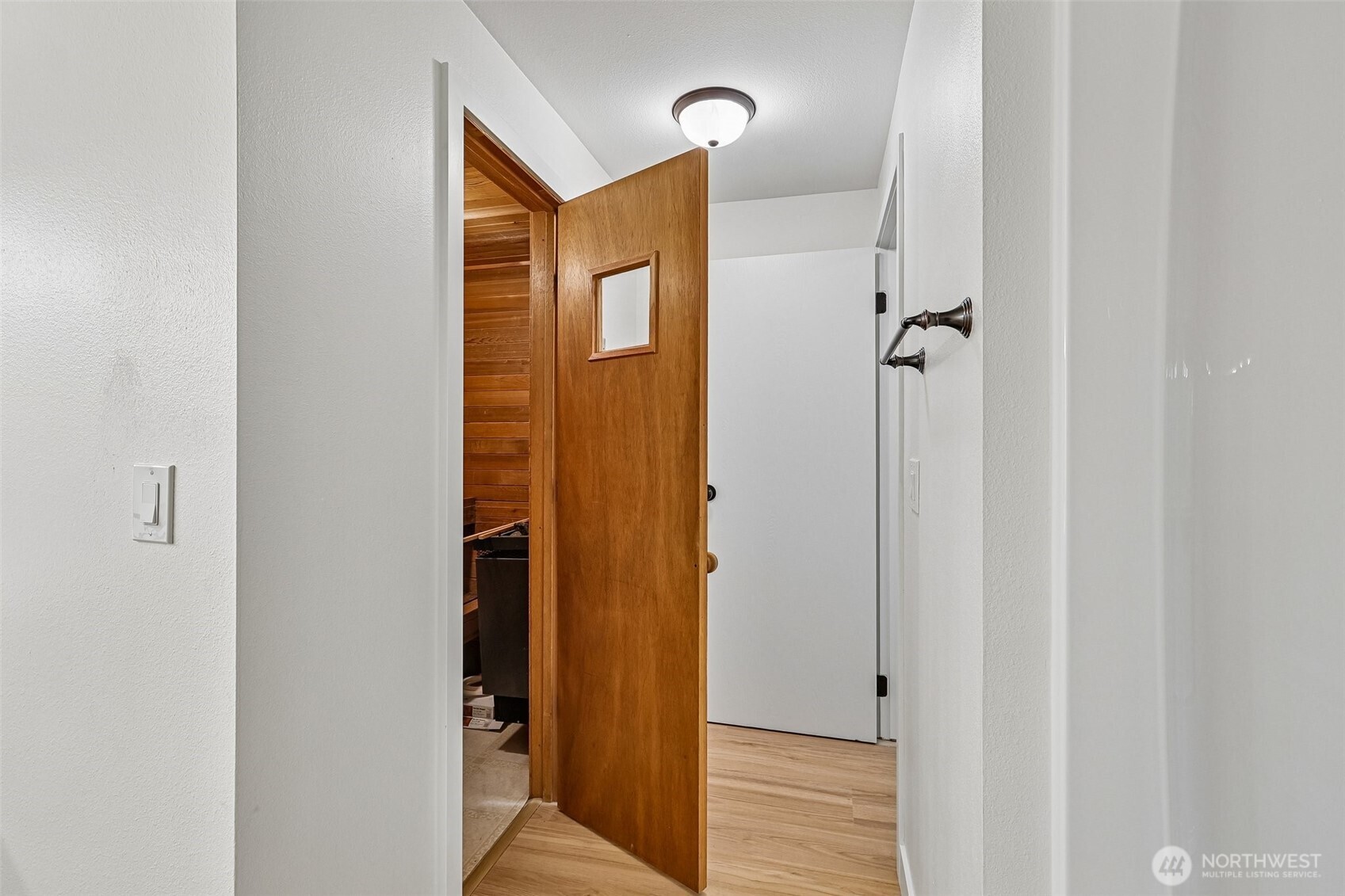 12720 NE 120th Street #I-1, Kirkland, WA 98034