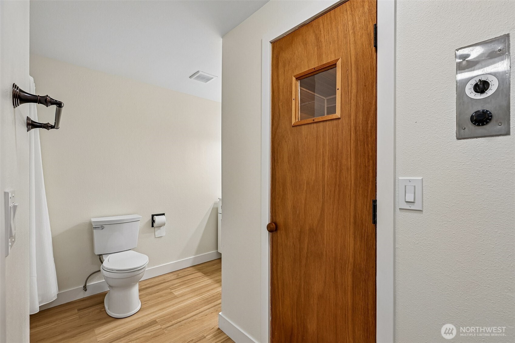 12720 NE 120th Street #I-1, Kirkland, WA 98034