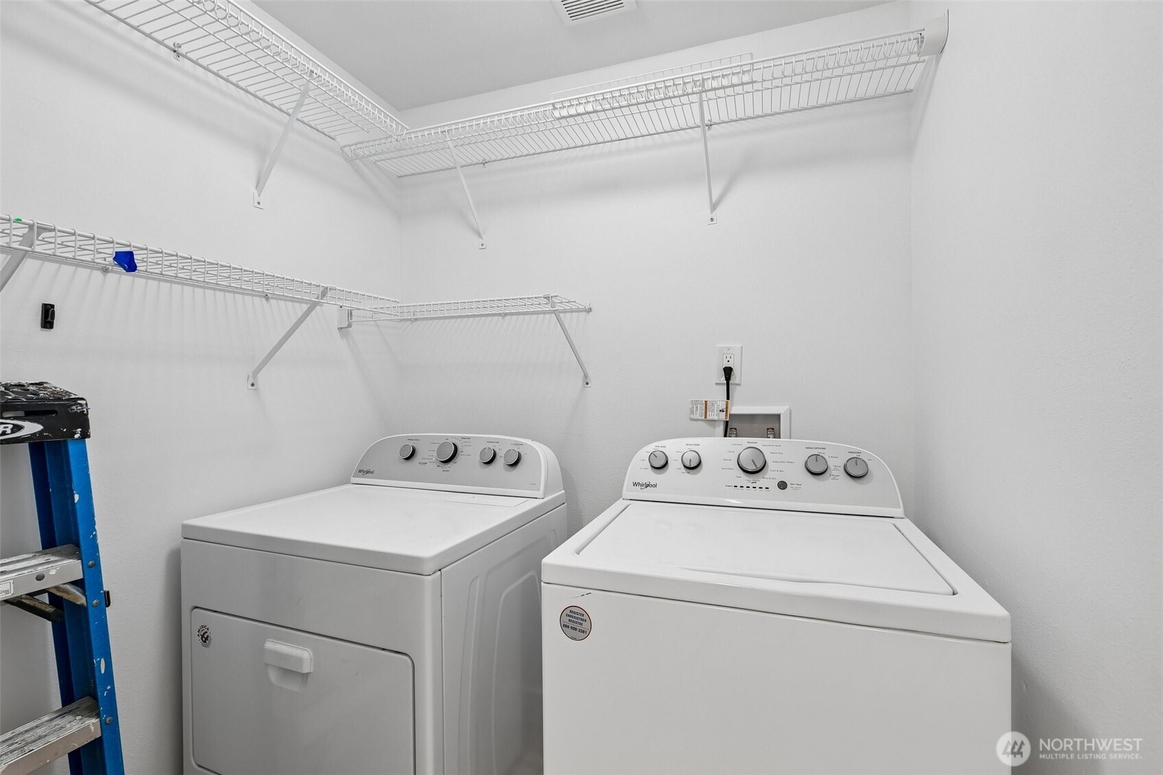 12720 NE 120th Street #I-1, Kirkland, WA 98034