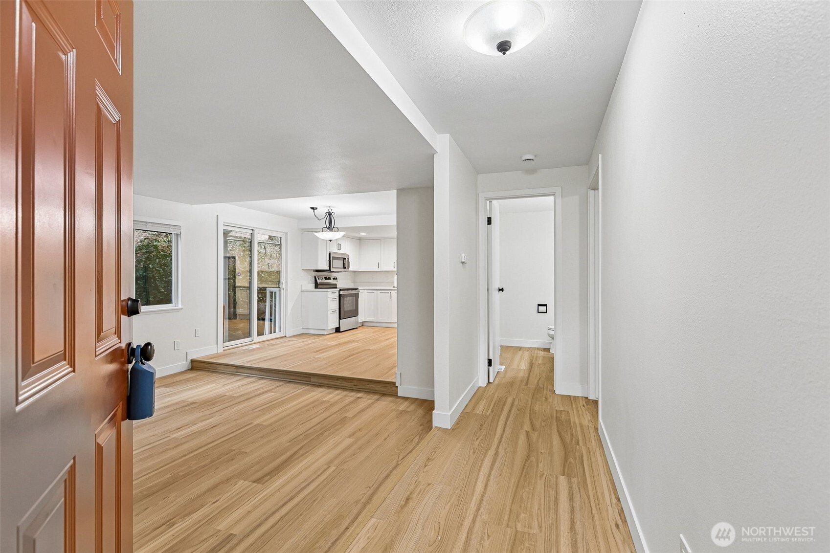 12720 NE 120th Street #I-1, Kirkland, WA 98034