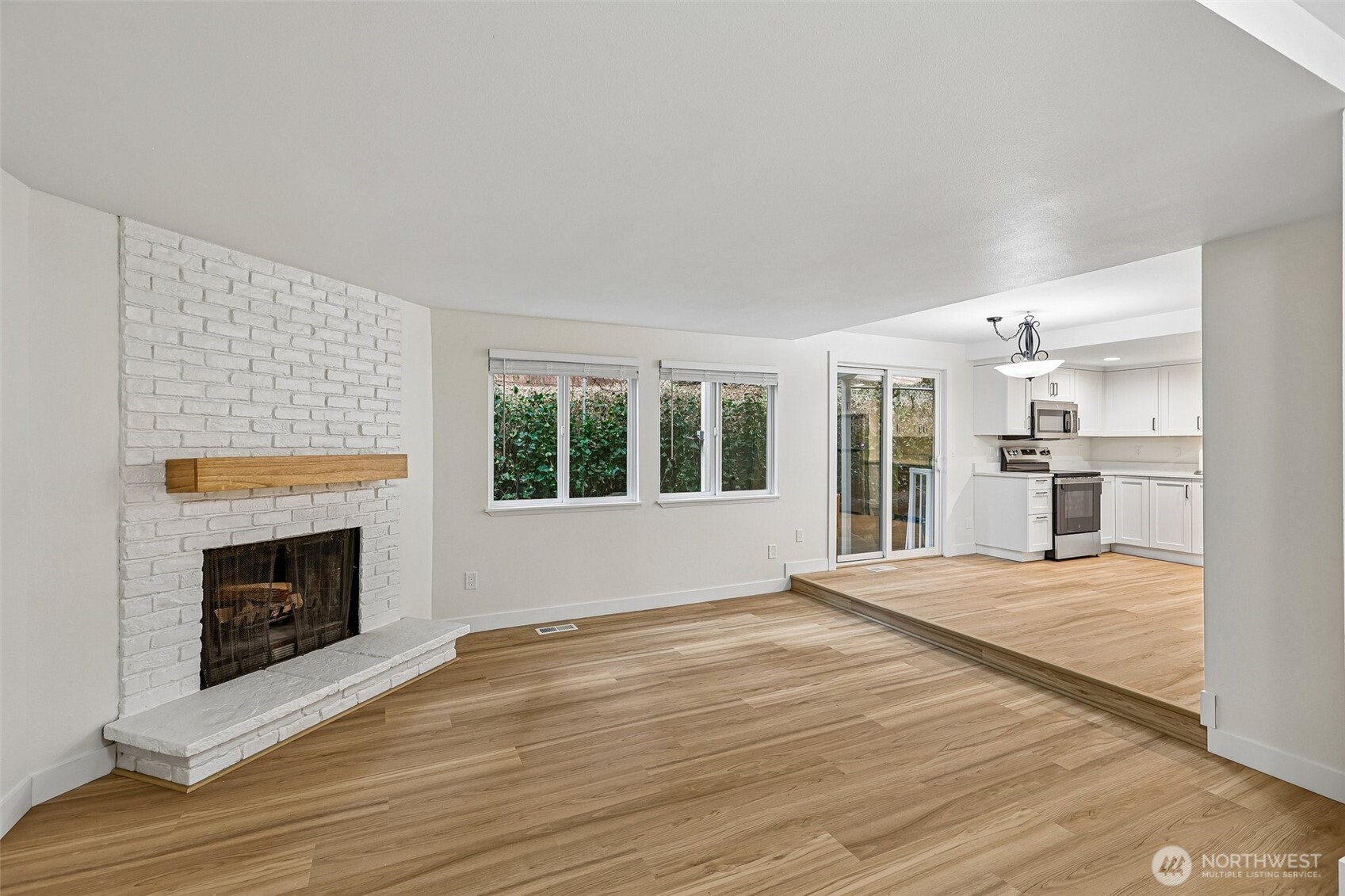12720 NE 120th Street #I-1, Kirkland, WA 98034