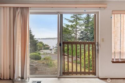 11150 Champagne Point Road NE, Kirkland, WA 98034 - Photo 14