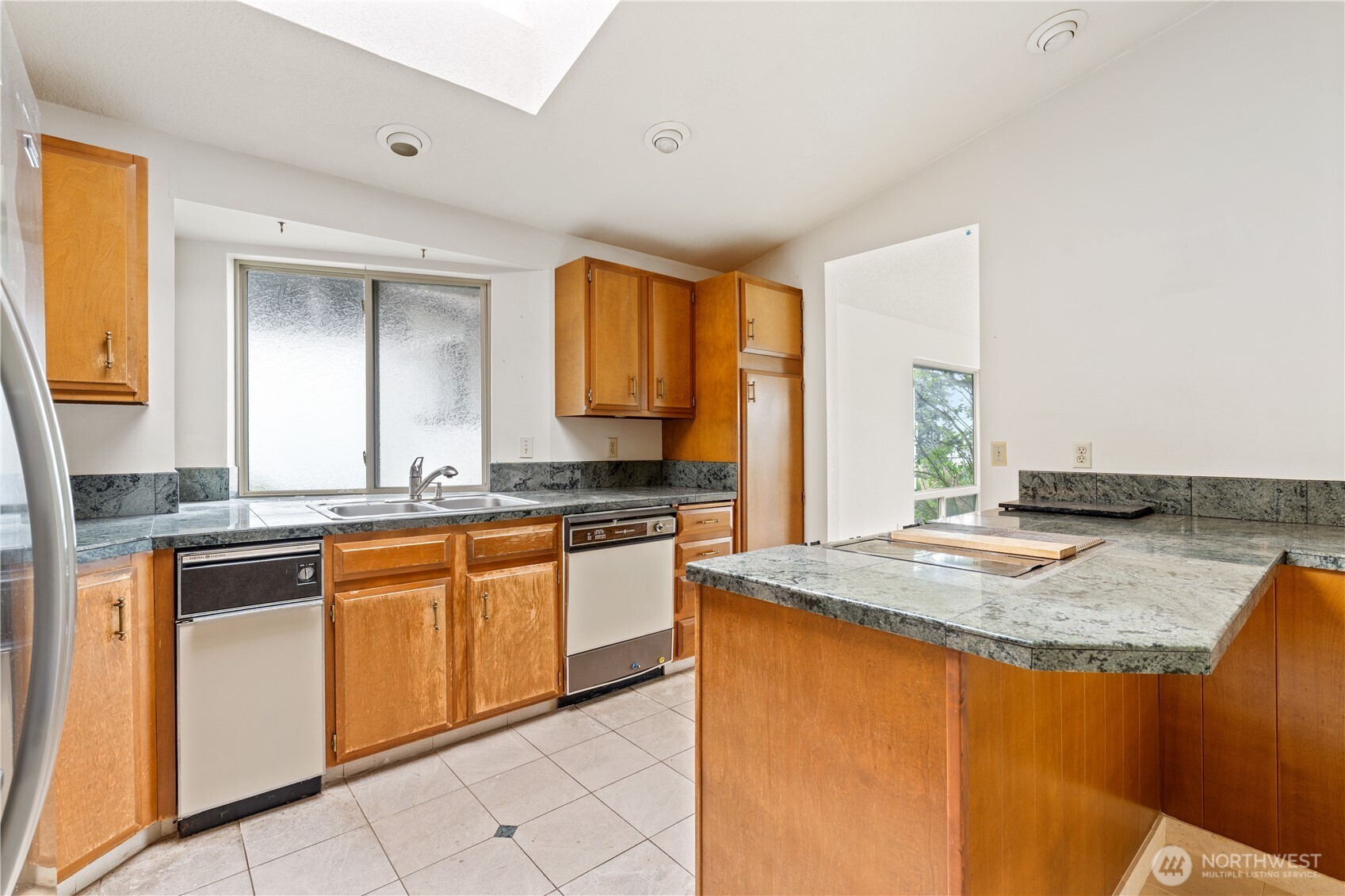 11150 Champagne Point Road NE, Kirkland, WA 98034