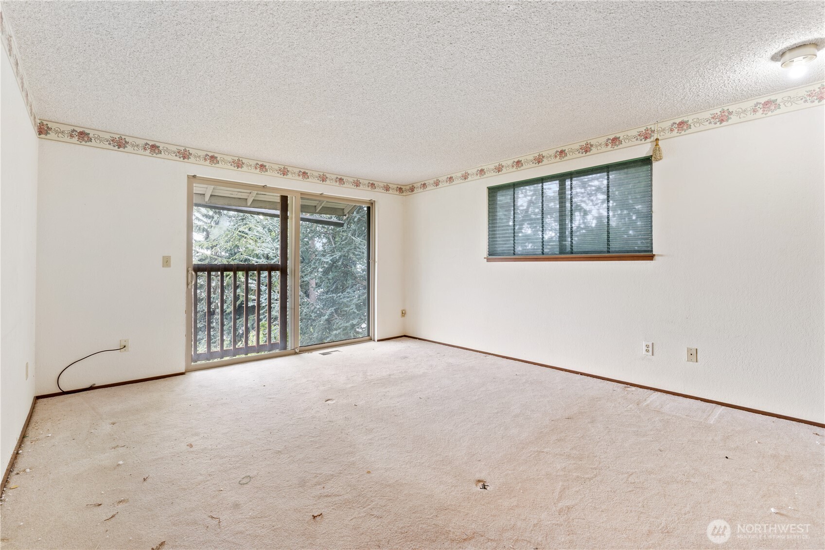11150 Champagne Point Road NE, Kirkland, WA 98034