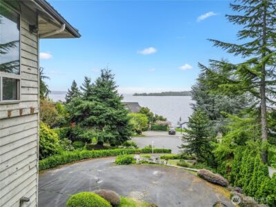 11150 Champagne Point Road NE, Kirkland, WA 98034 - Photo 3