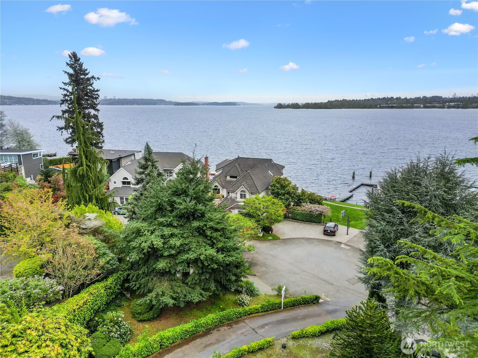 11150 Champagne Point Road NE, Kirkland, WA 98034