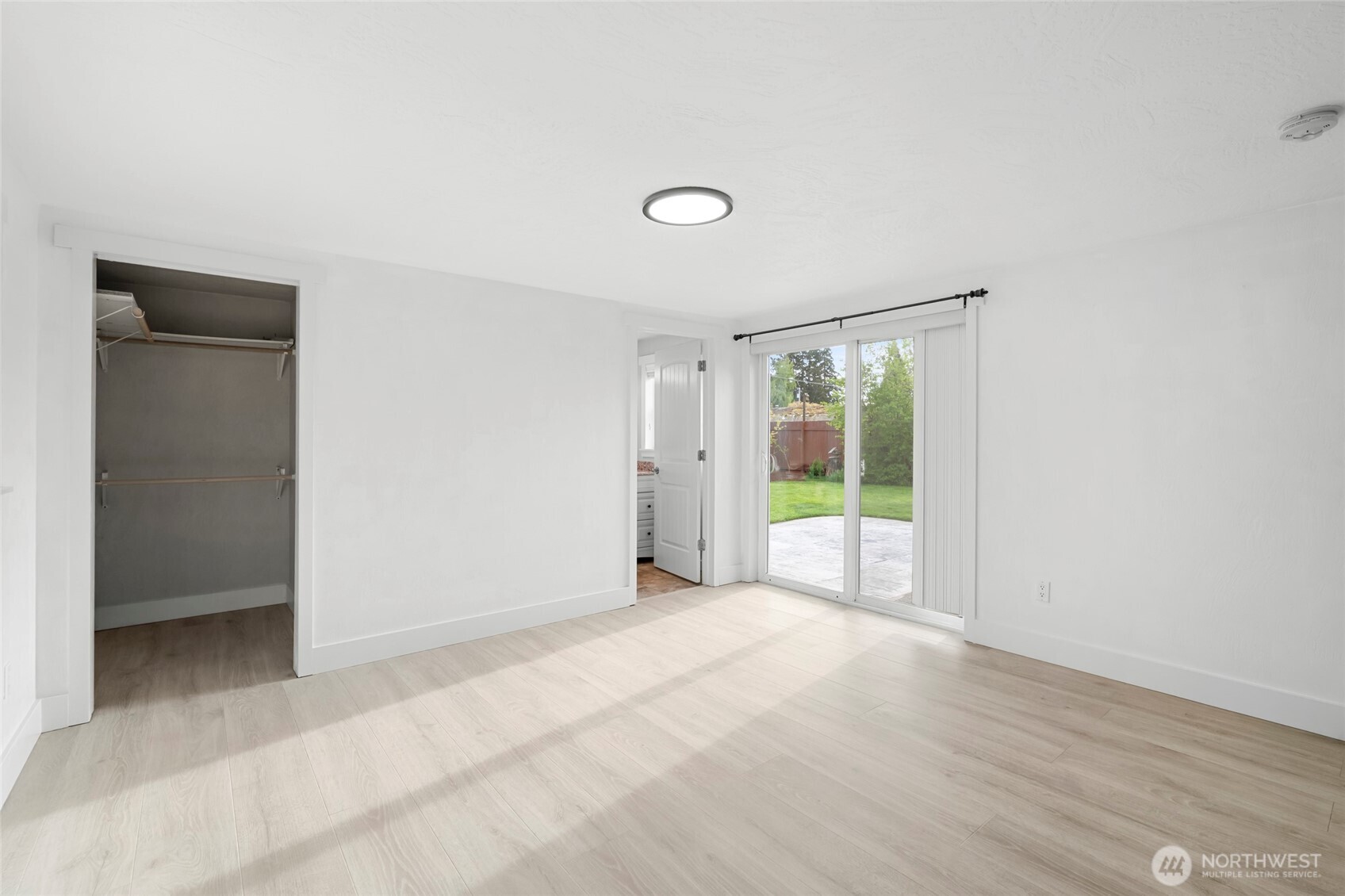 317 Laurelhurst Drive SE, Tumwater, WA 98501