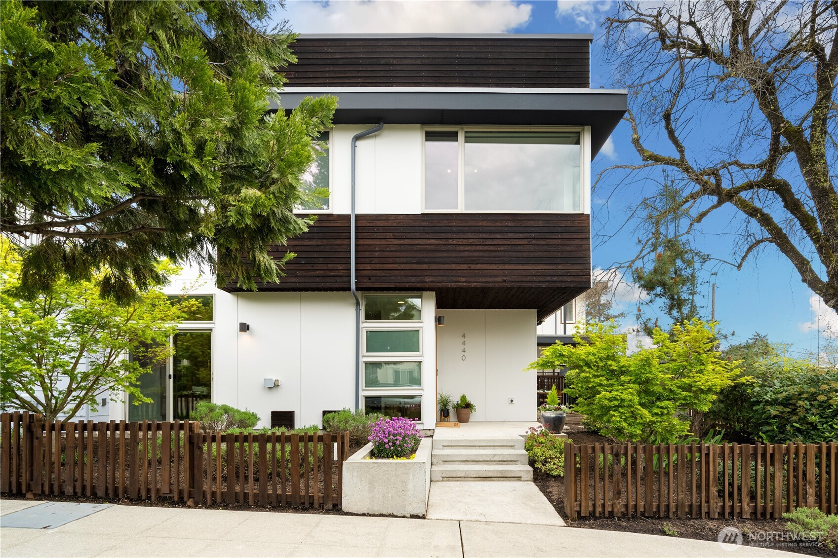 4440 Renton Avenue S, Seattle, WA 98108-1645
