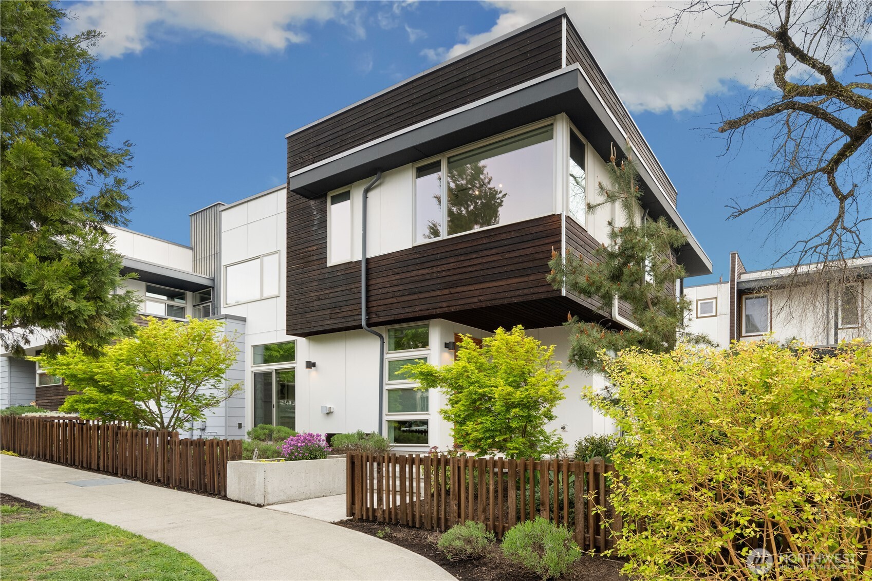 4440 Renton Avenue S, Seattle, WA 98108-1645