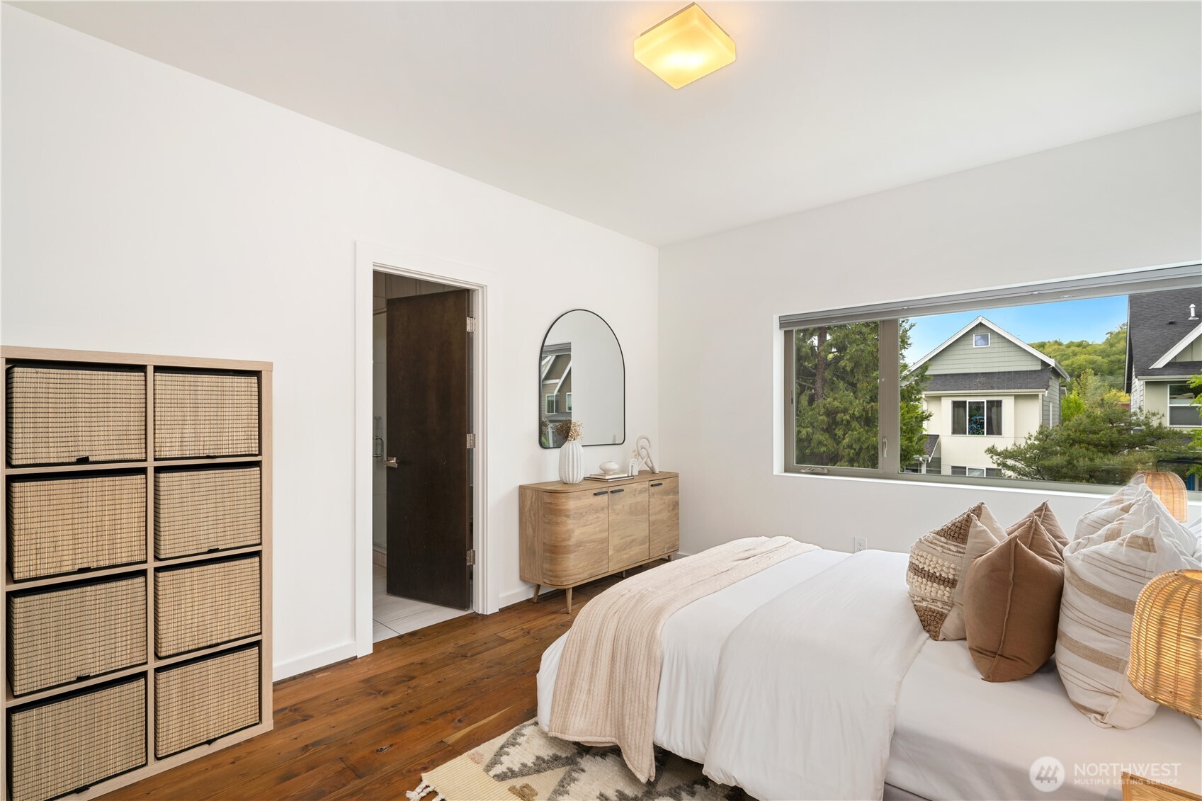 4440 Renton Avenue S, Seattle, WA 98108-1645