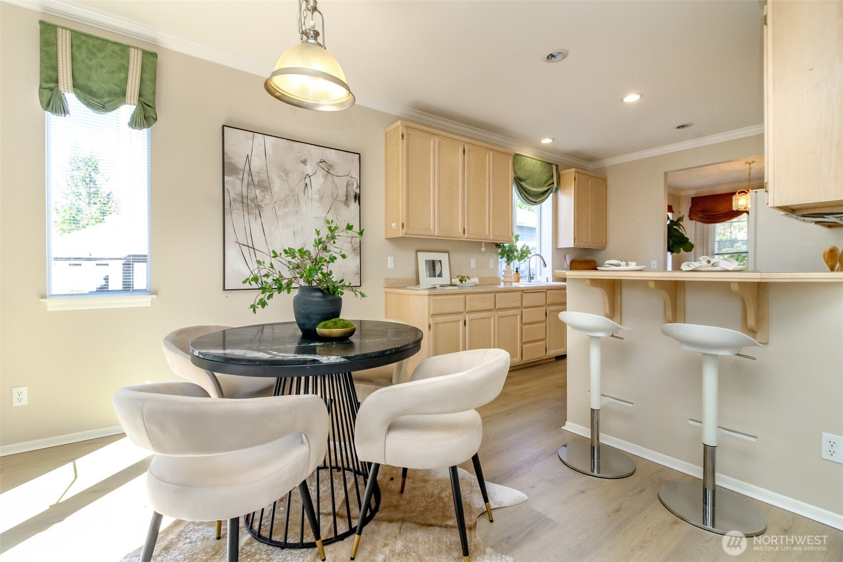 3306 View Point Circle NE, Tacoma, WA 98422