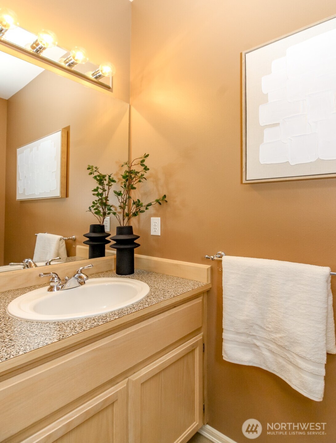 3306 View Point Circle NE, Tacoma, WA 98422
