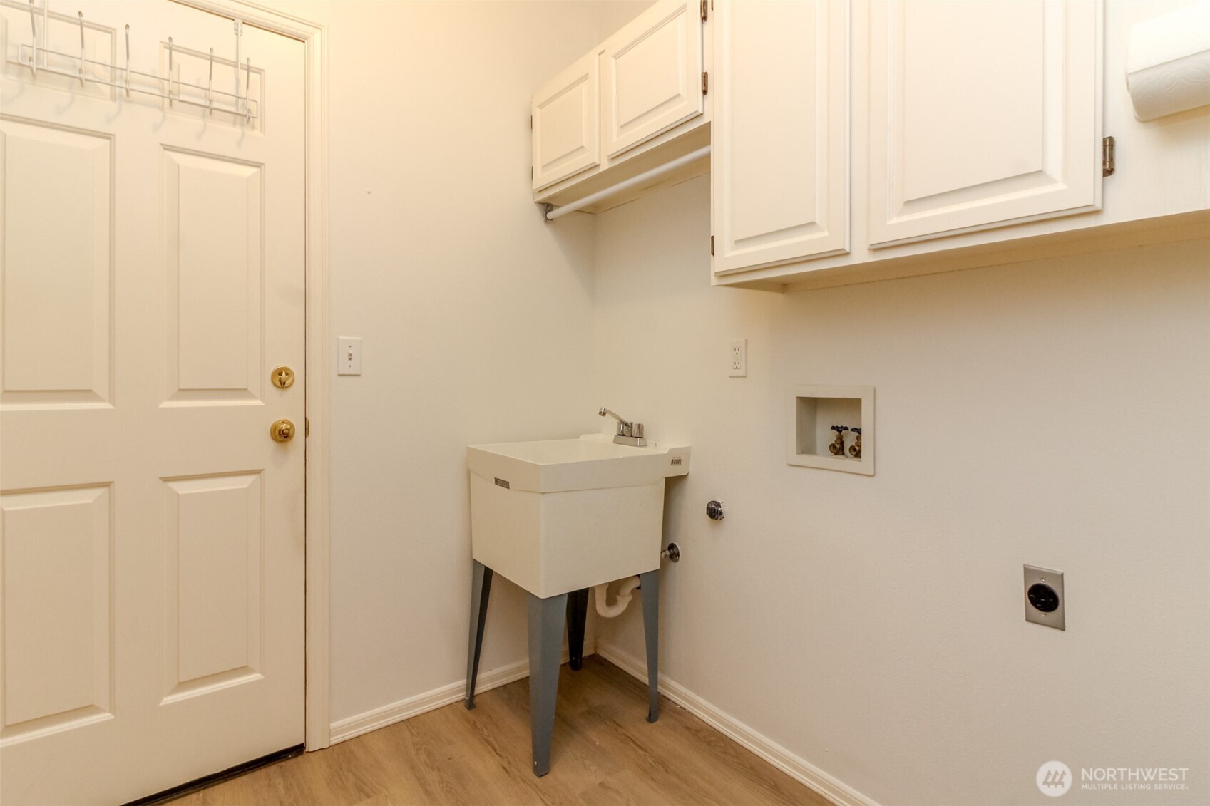 3306 View Point Circle NE, Tacoma, WA 98422