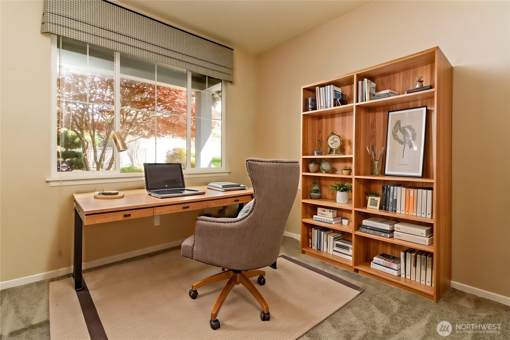 3306 View Point Circle NE, Tacoma, WA 98422