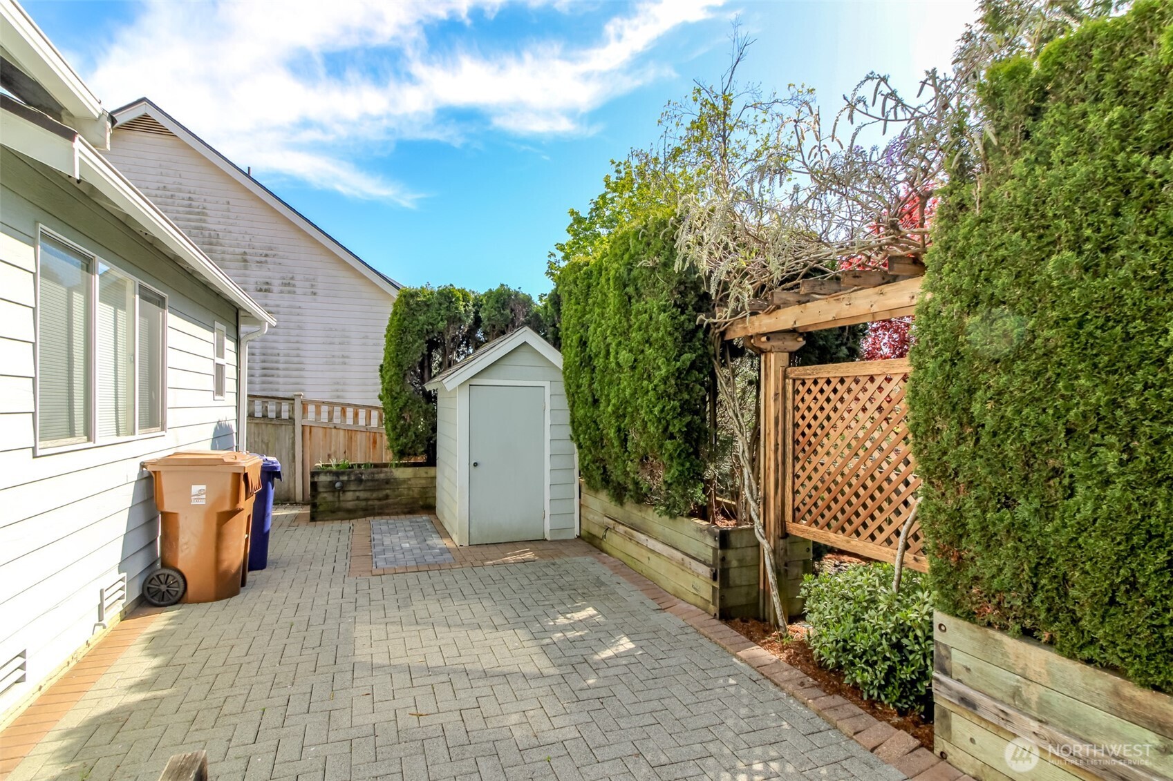 3306 View Point Circle NE, Tacoma, WA 98422