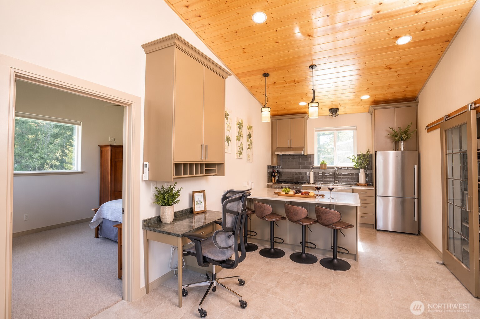 216 Huckleberry Hill Drive , Port Angeles, WA 98363
