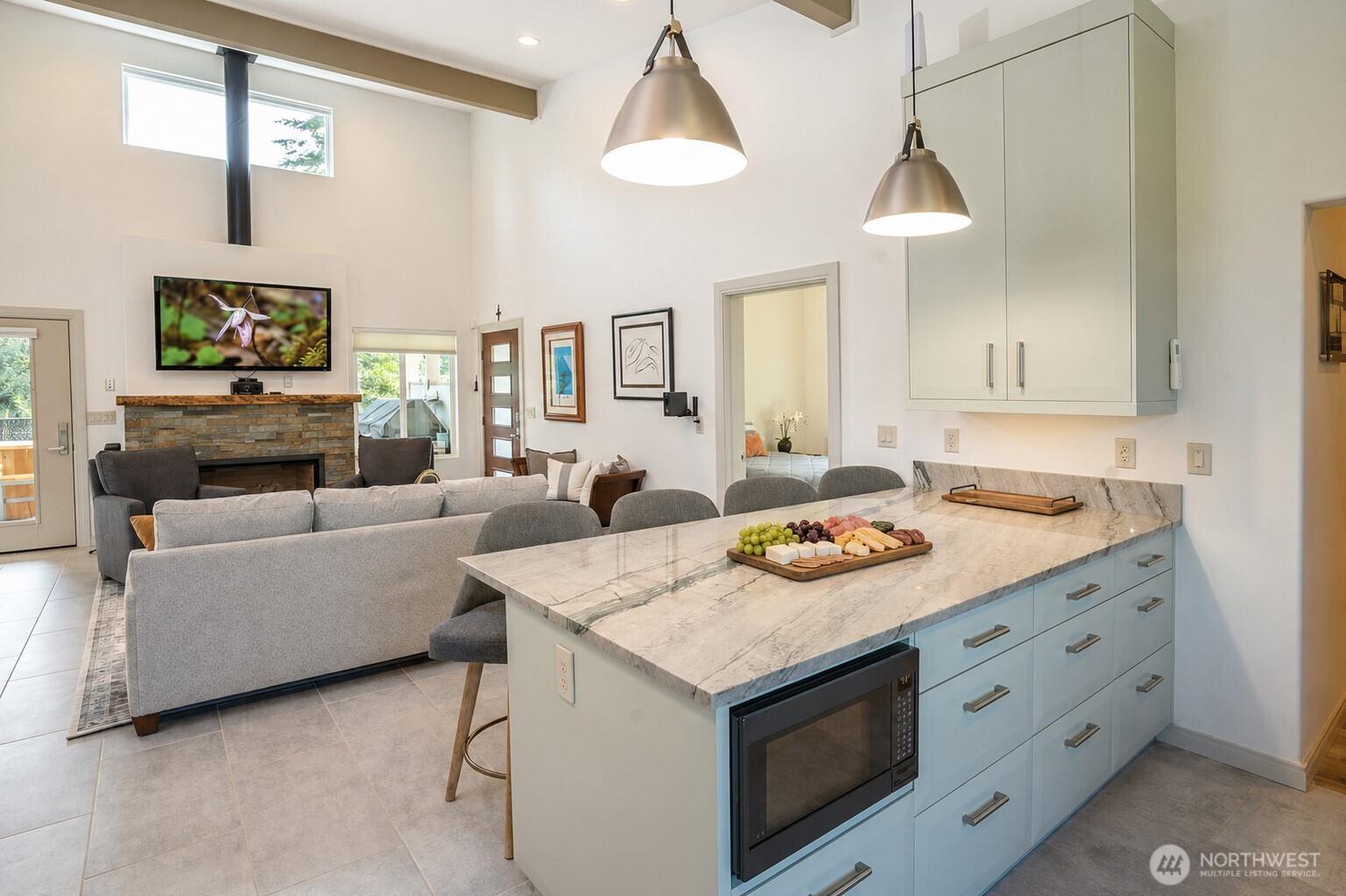 216 Huckleberry Hill Drive , Port Angeles, WA 98363