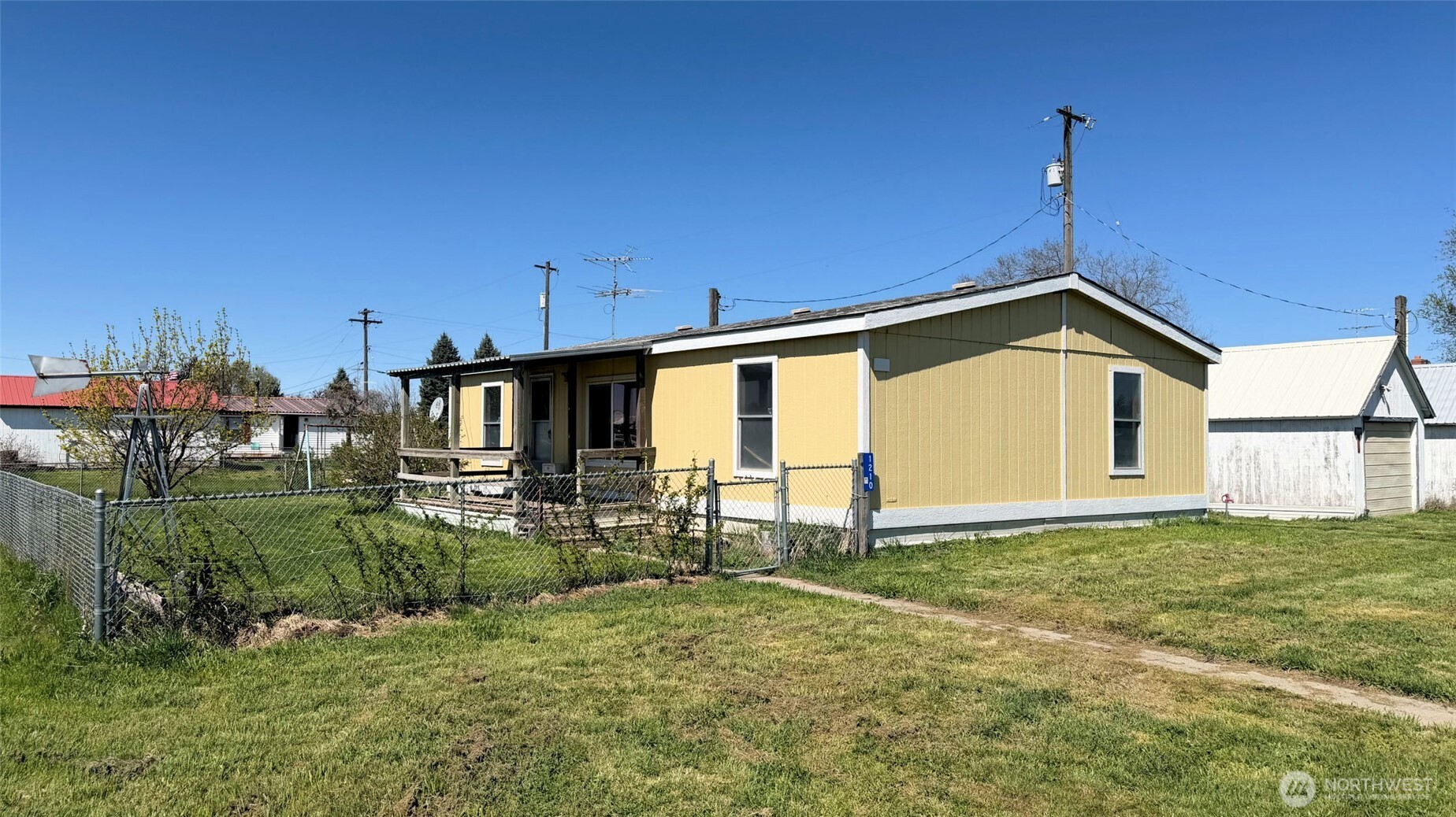 1210 2nd Street , Davenport, WA 99122