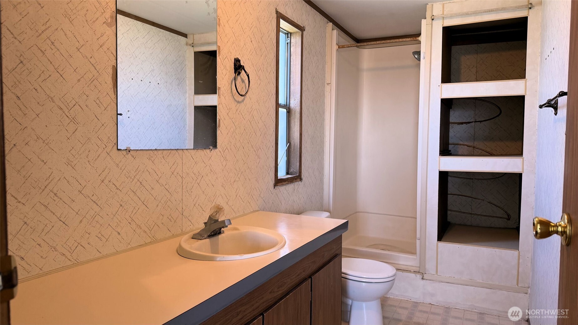 1210 2nd Street , Davenport, WA 99122