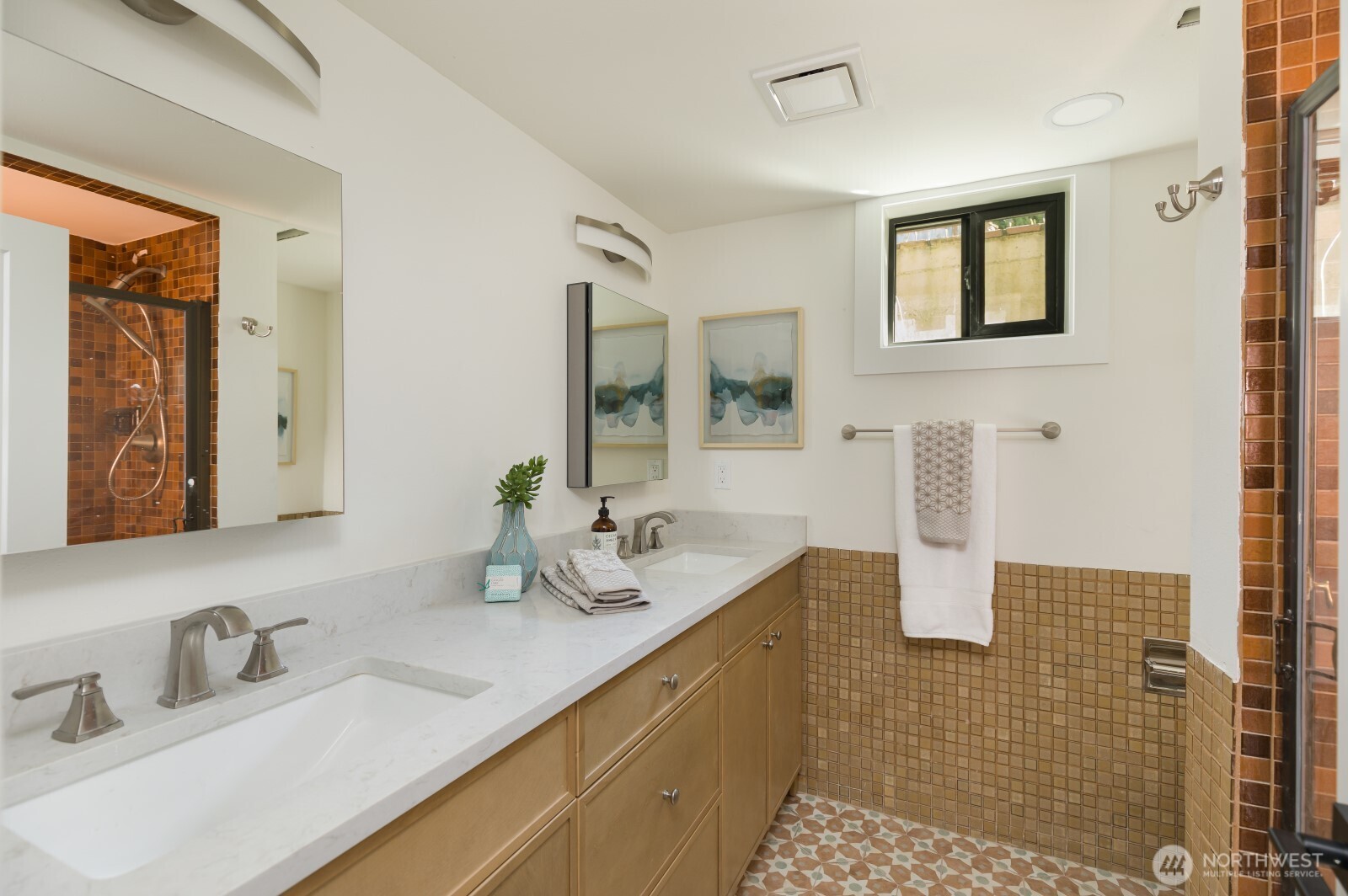 3430 39th Avenue W, Seattle, WA 98199