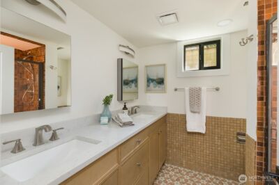 3430 39th Avenue W, Seattle, WA 98199 - Photo 11