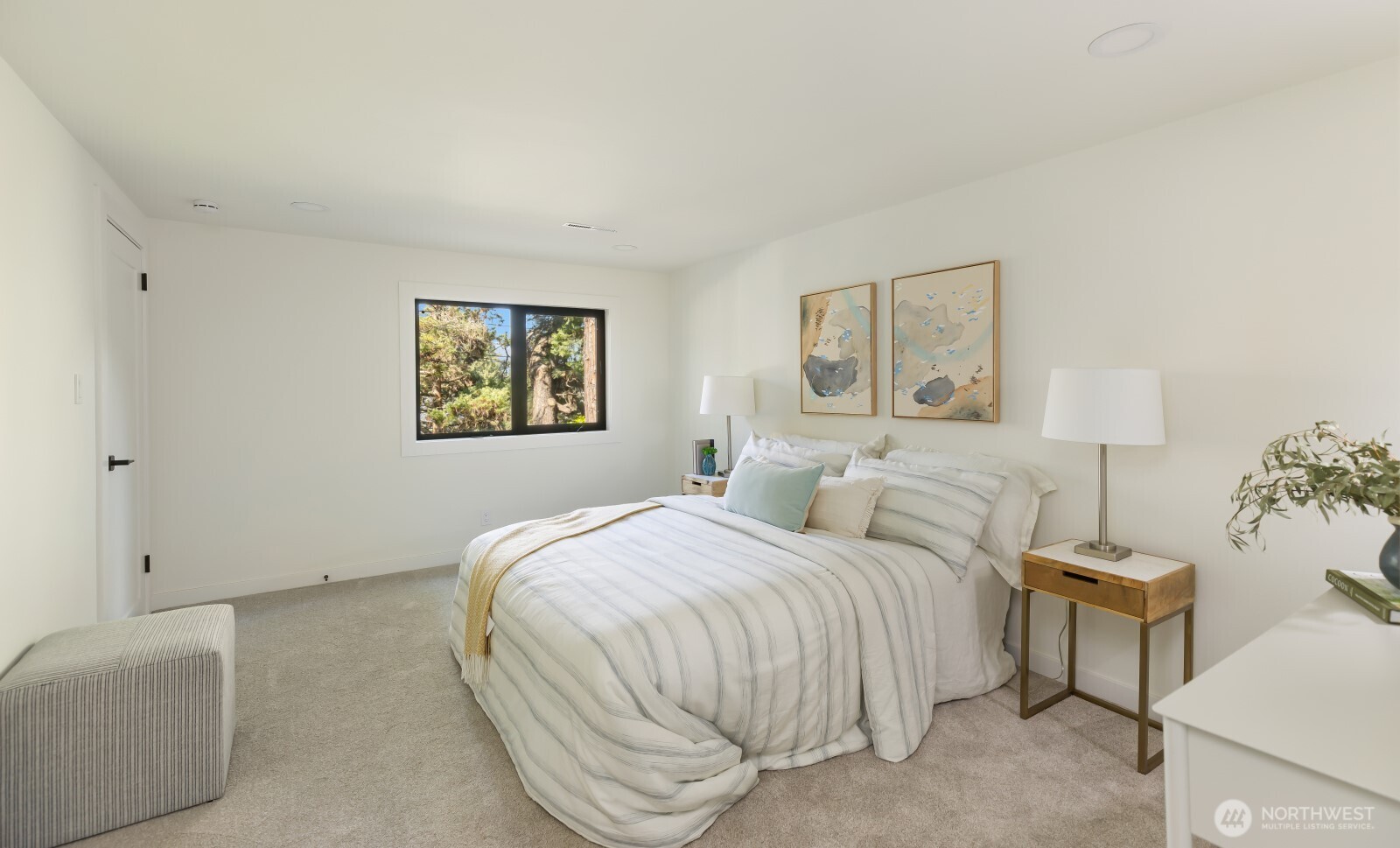 3430 39th Avenue W, Seattle, WA 98199