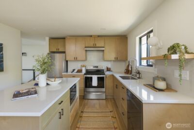 3430 39th Avenue W, Seattle, WA 98199 - Photo 20