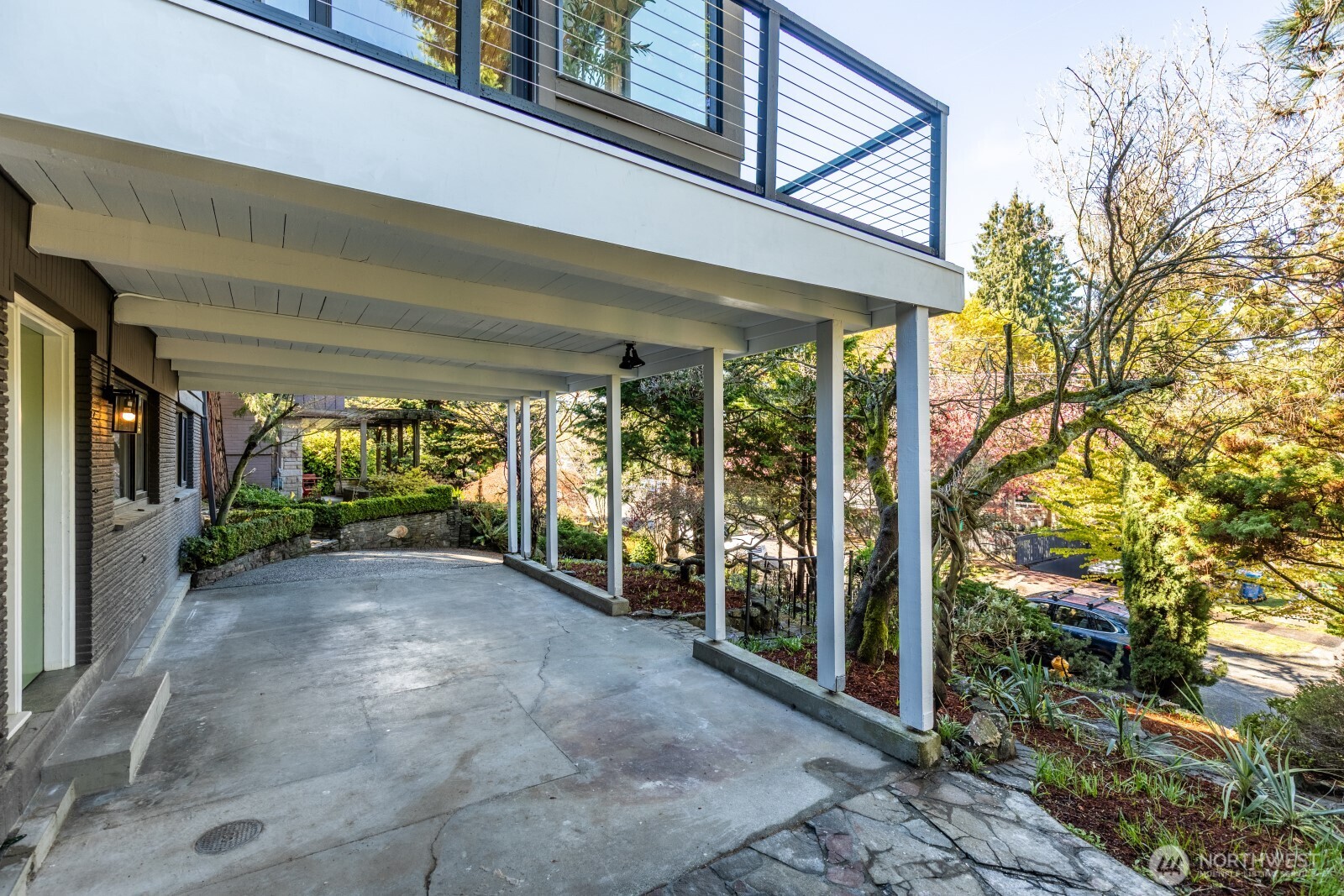 3430 39th Avenue W, Seattle, WA 98199