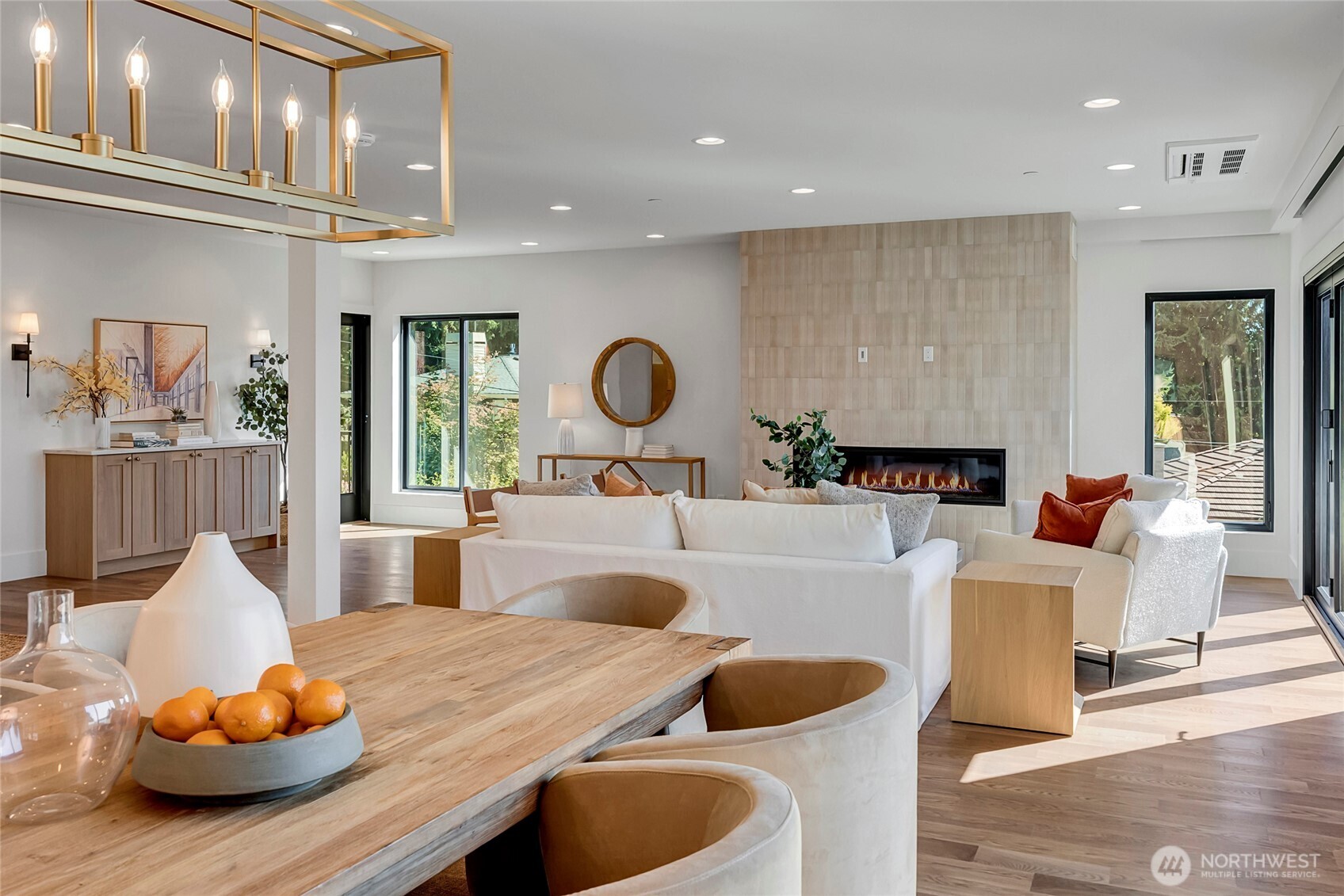 6950 SE Maker Street , Mercer Island, WA 98040