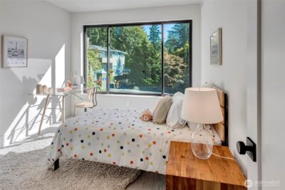 6950 SE Maker Street , Mercer Island, WA 98040 - Photo 29