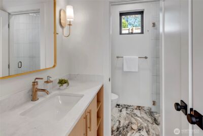 6950 SE Maker Street , Mercer Island, WA 98040 - Photo 33