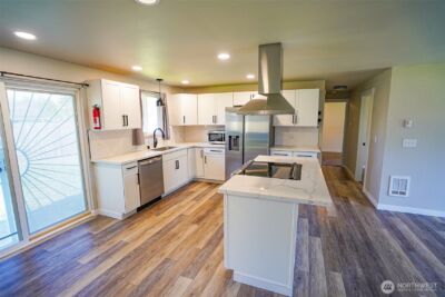 1930 SE Diamond Place , Port Orchard, WA 98366 - Photo 3