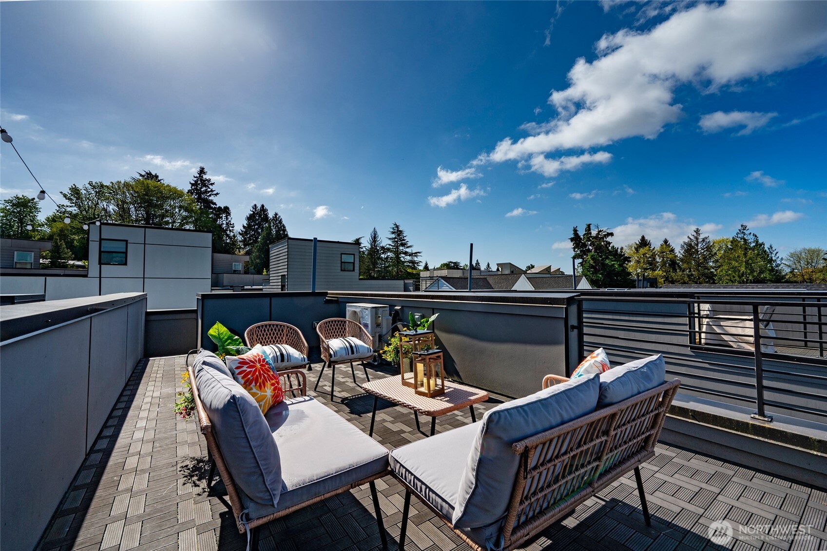 5044 A Sand Point Place NE , Seattle, WA 98105