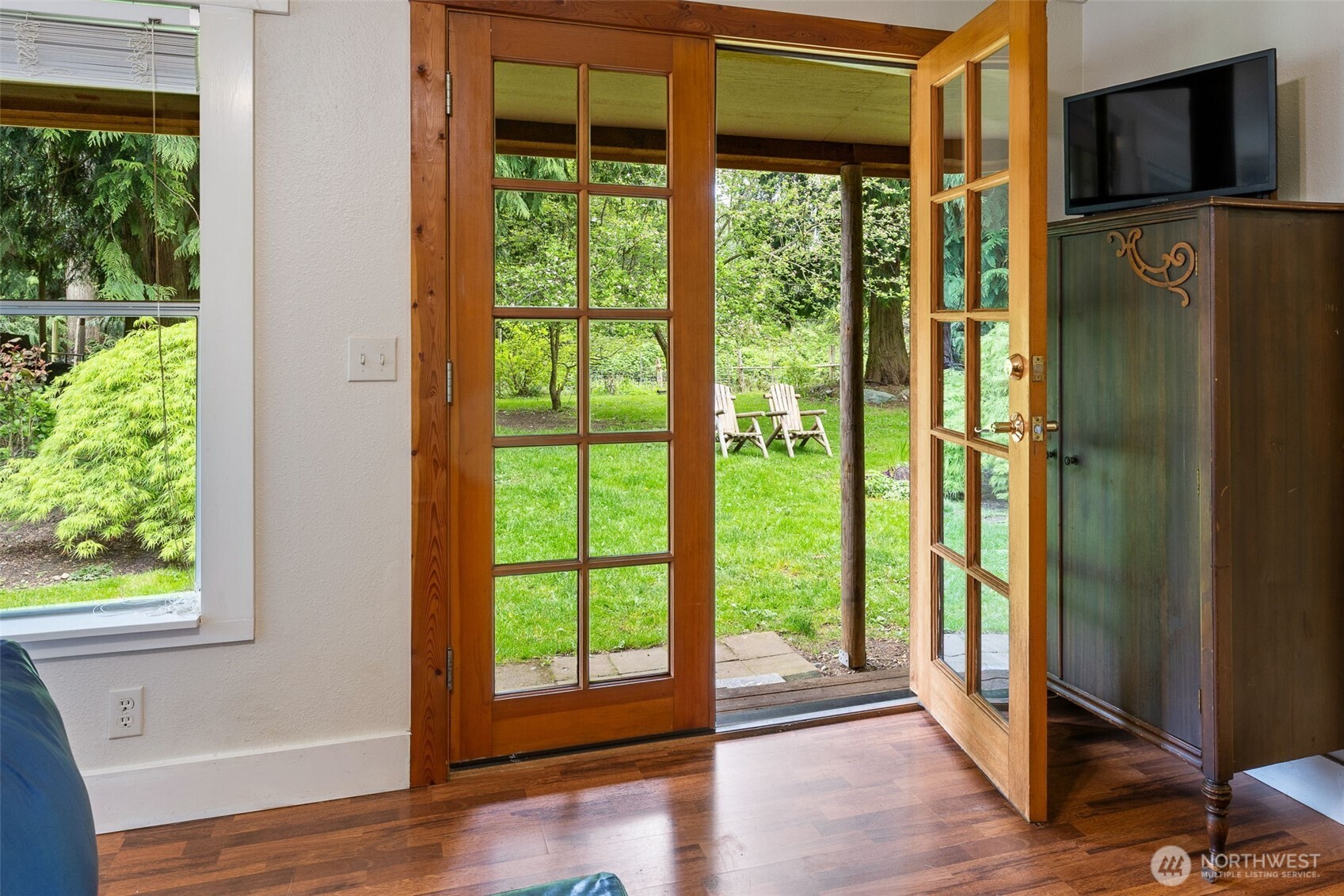 472 Iris Lane , Camano Island, WA 98282