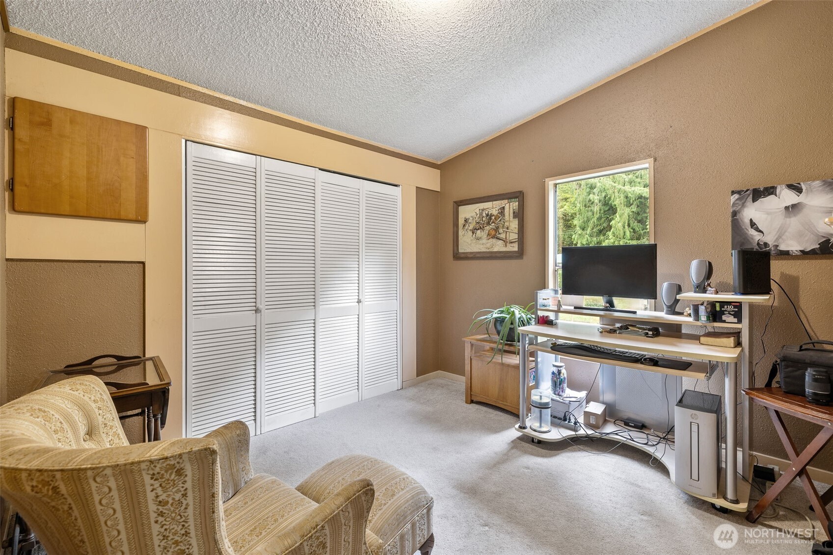 472 Iris Lane , Camano Island, WA 98282