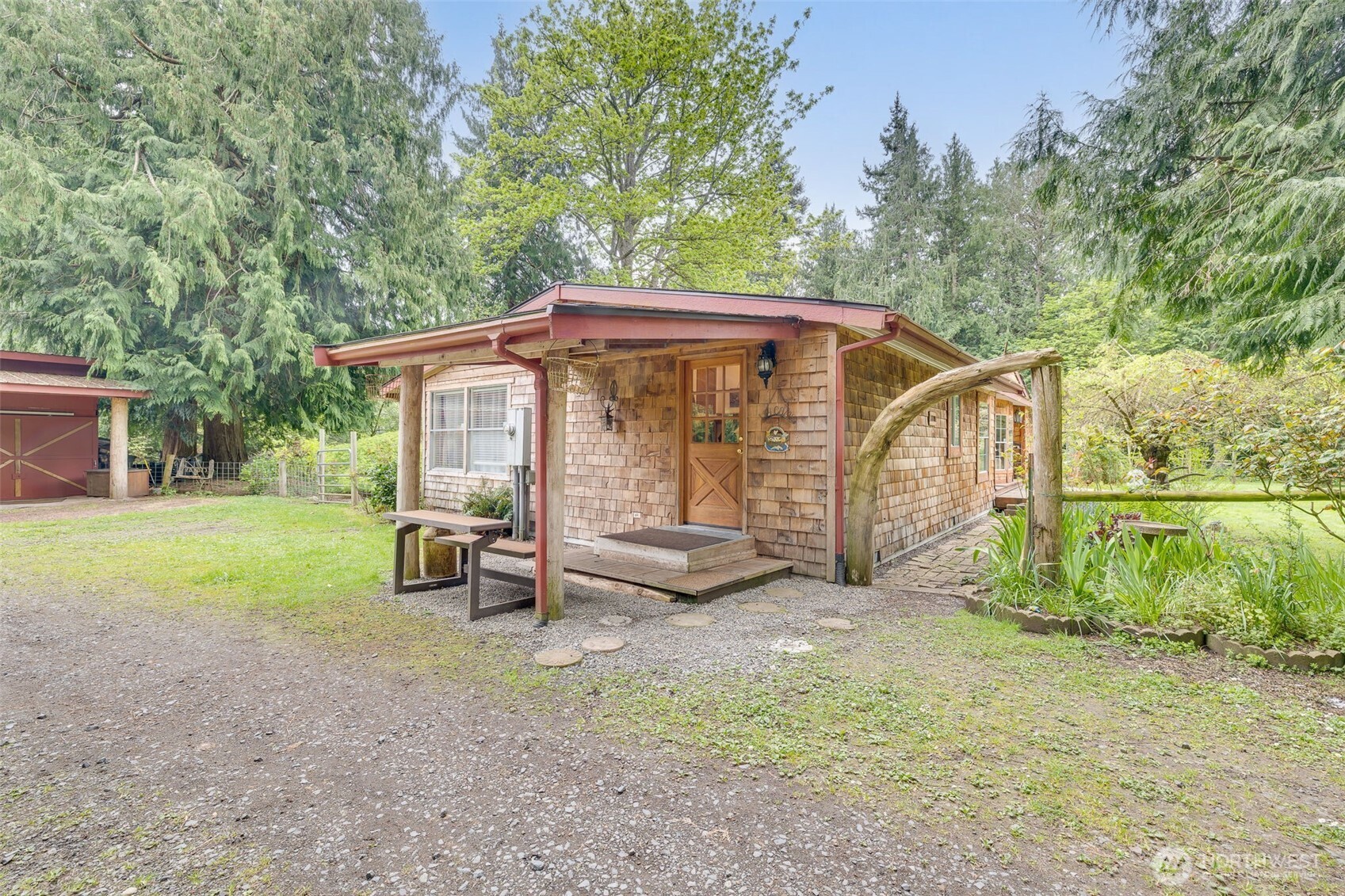 472 Iris Lane , Camano Island, WA 98282