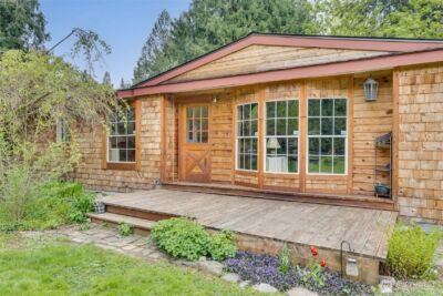 472 Iris Lane , Camano Island, WA 98282