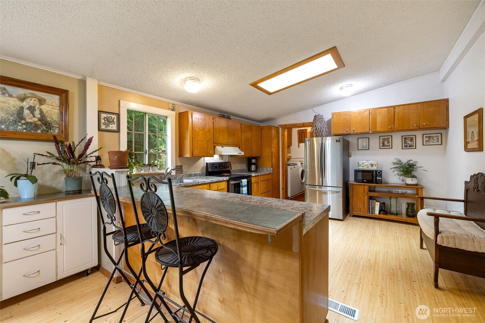 472 Iris Lane , Camano Island, WA 98282