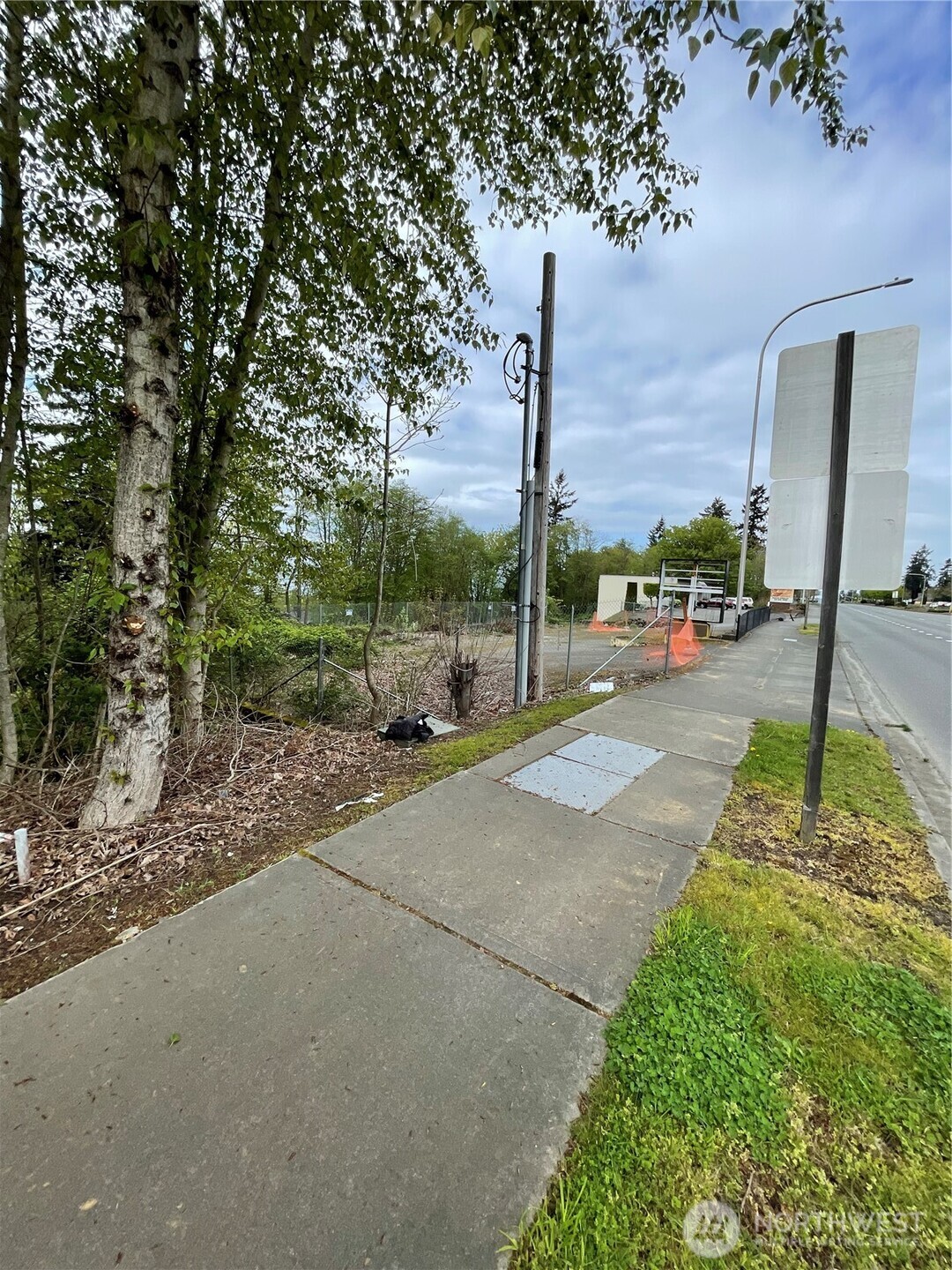 29223 S Pacific Highway S, Federal Way, WA 98003