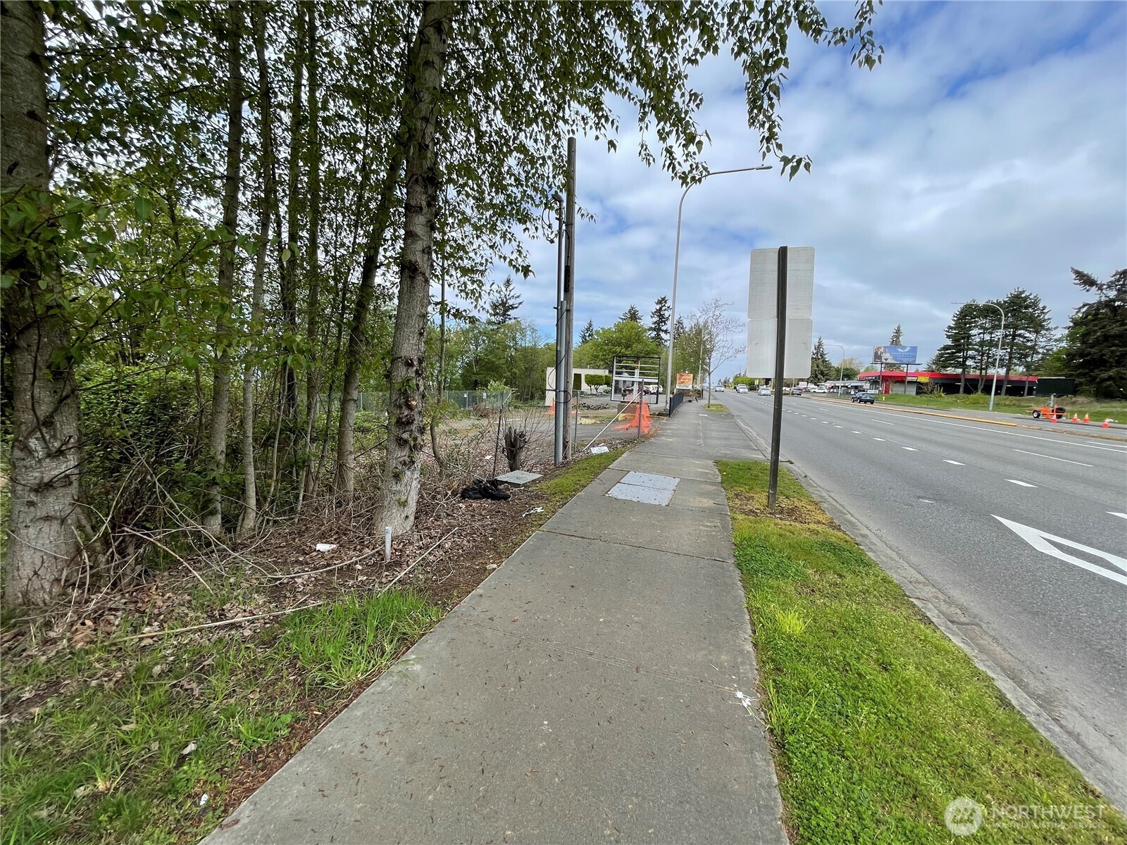 29223 S Pacific Highway S, Federal Way, WA 98003
