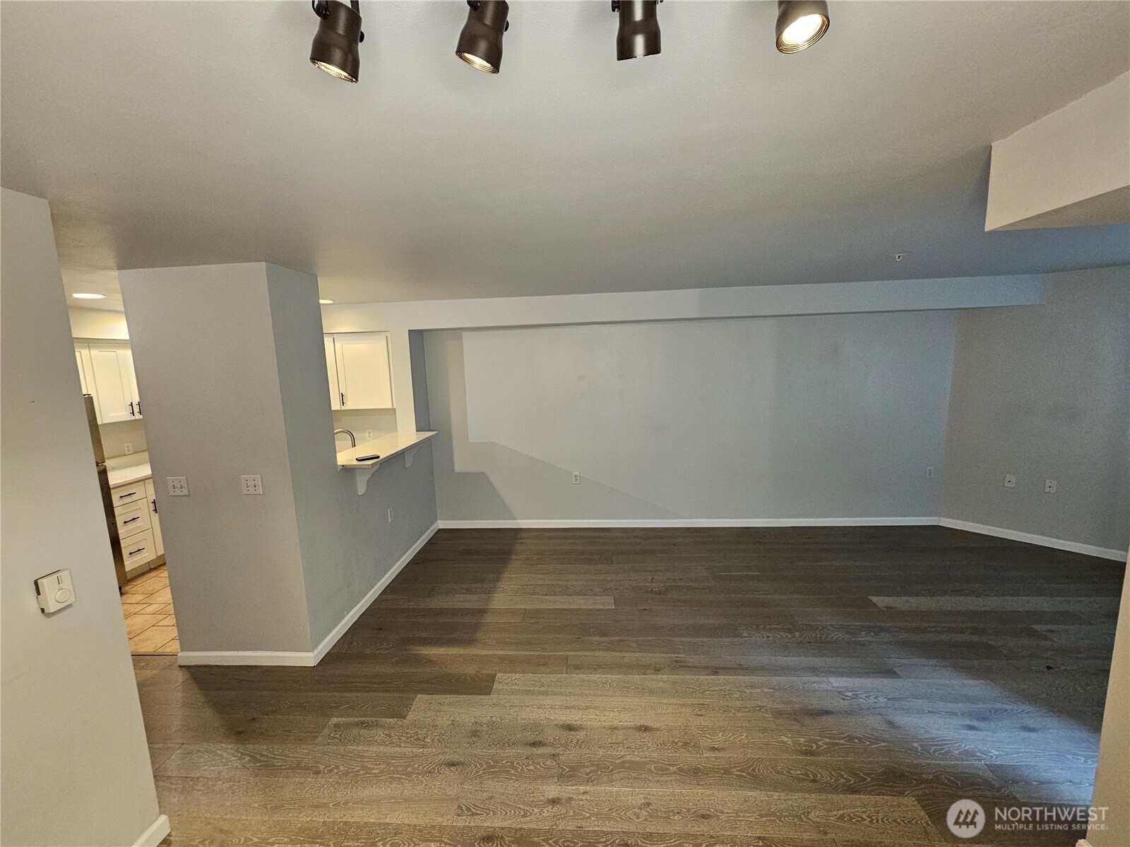 2530 15th Avenue W #303, Seattle, WA 98119-2050