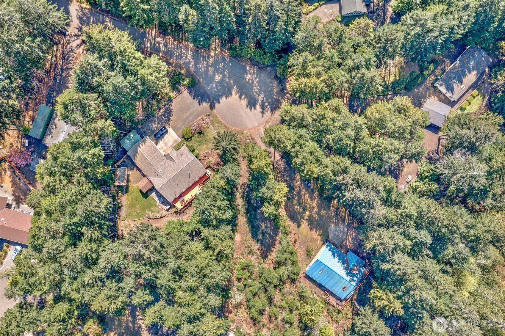 60 N Beaver Place N, Hoodsport, WA 98548