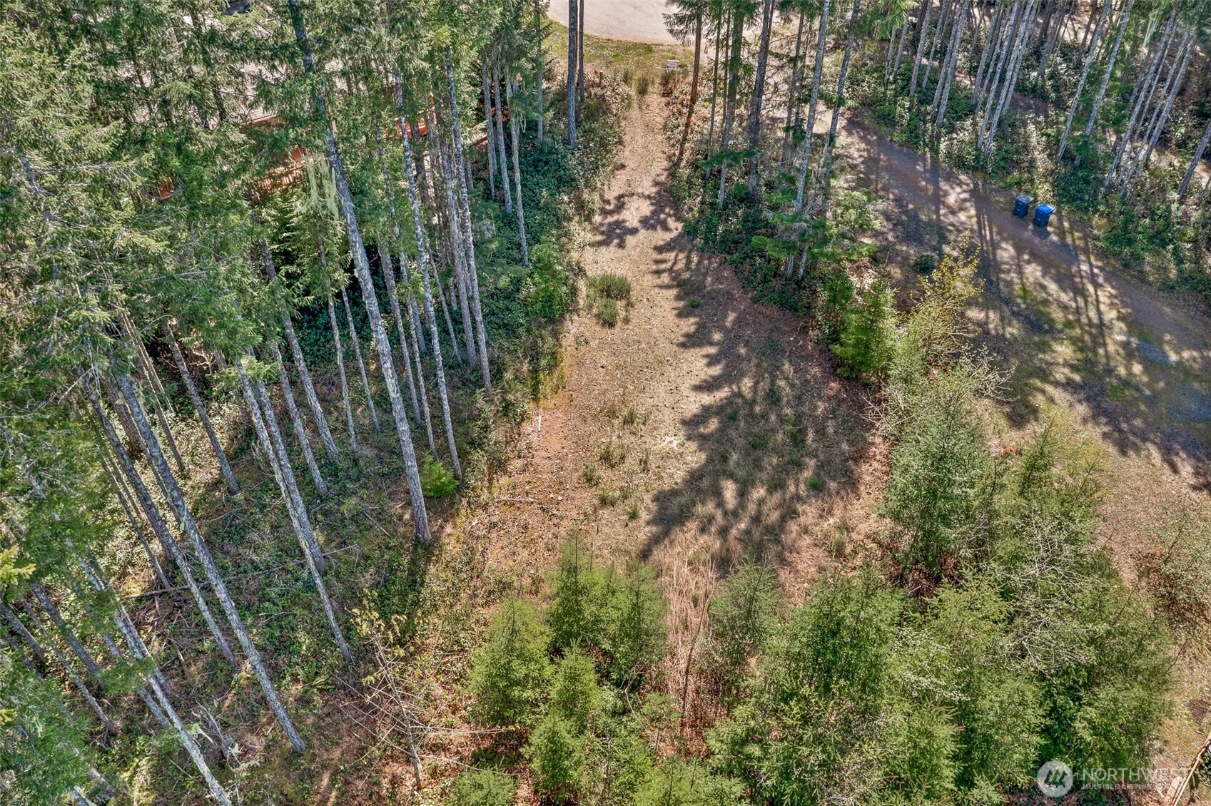 60 N Beaver Place N, Hoodsport, WA 98548