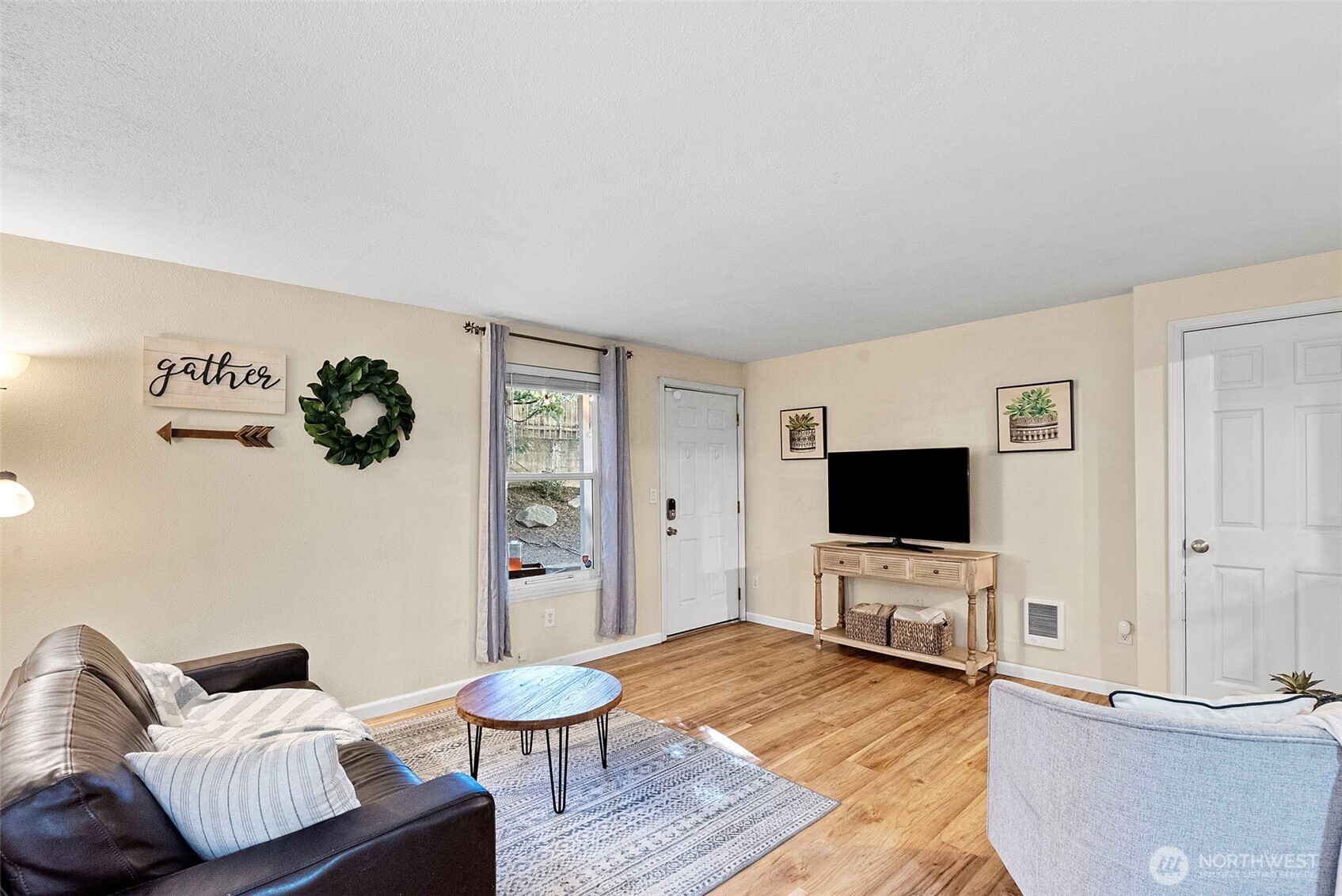 1919 S I Street #2, Tacoma, WA 98405