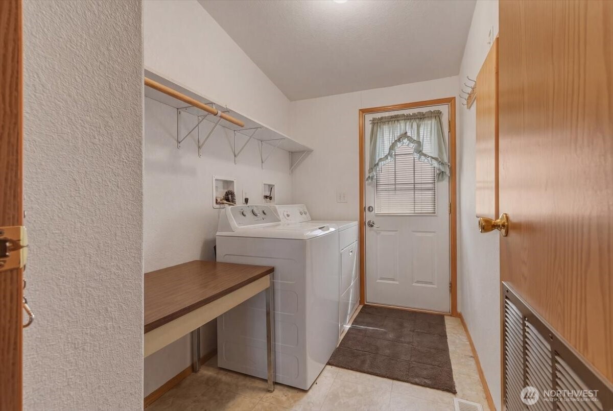 25581 Shortcut Place E, Lincoln, WA 99147