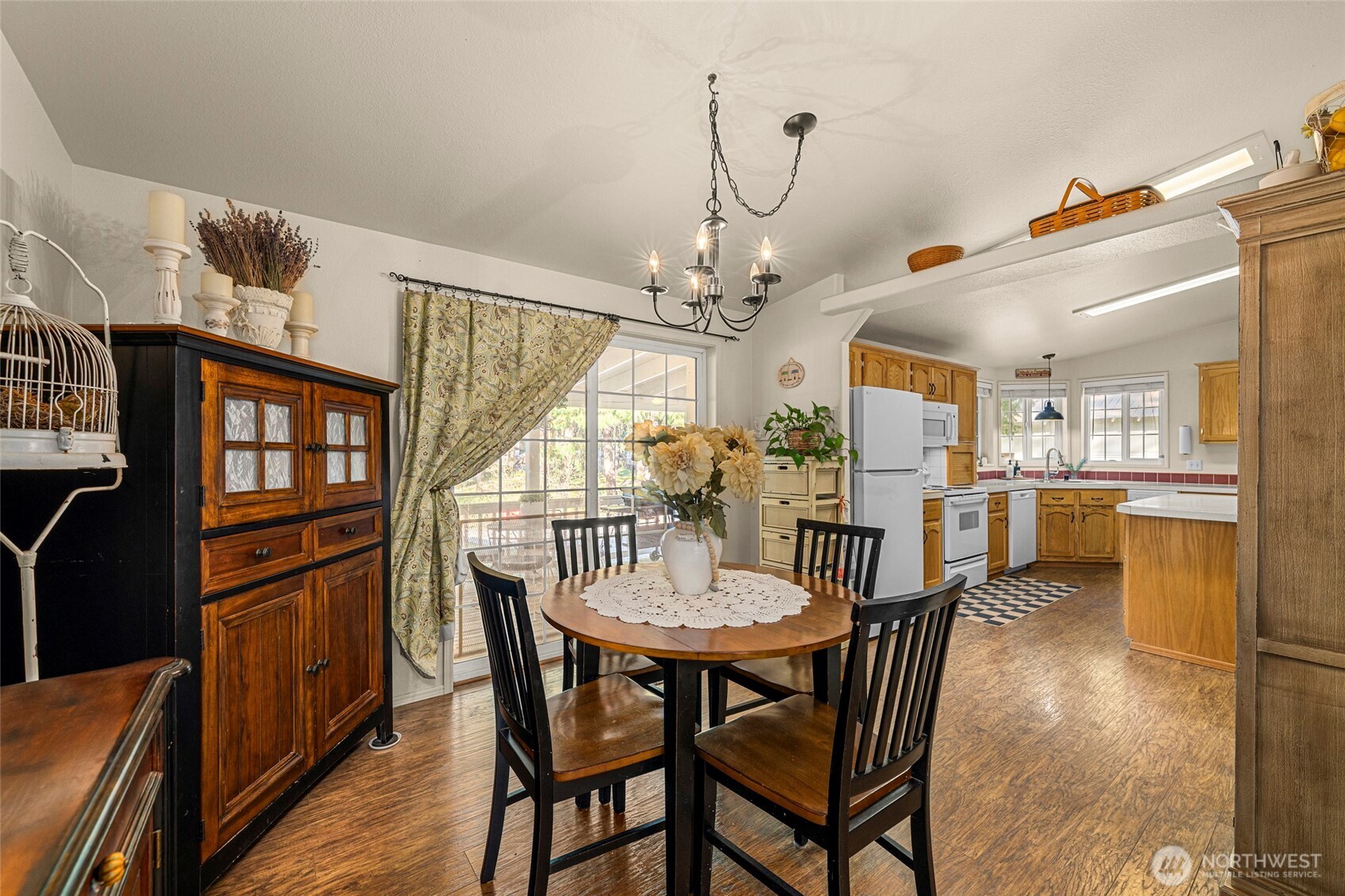 24502 Saddle Street , Leavenworth, WA 98826